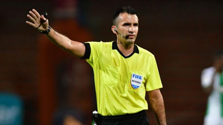CARLOS BETACUR-Arbitro FIFA CARLOS BETACUR-Arbitro FIFA